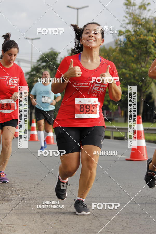 Buy your photos of the eventSantander Track & Field Run Series - Shopping Tambor on Fotop