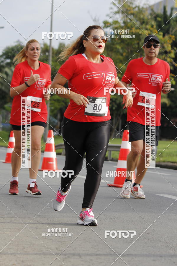 Buy your photos of the eventSantander Track & Field Run Series - Shopping Tambor on Fotop