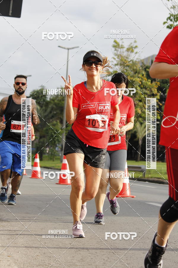 Buy your photos of the eventSantander Track & Field Run Series - Shopping Tambor on Fotop