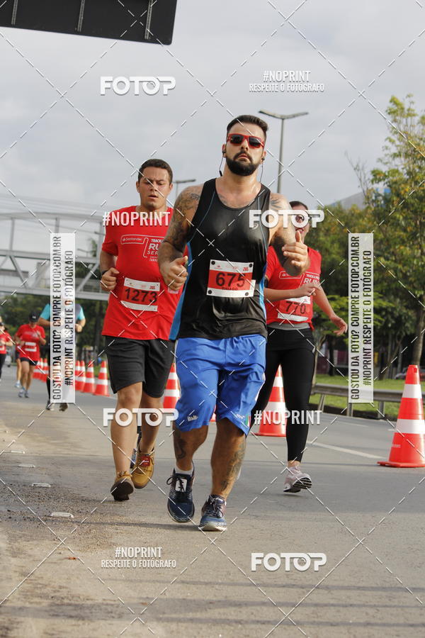 Buy your photos of the eventSantander Track & Field Run Series - Shopping Tambor on Fotop