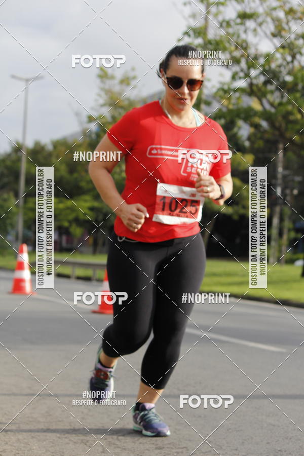 Buy your photos of the eventSantander Track & Field Run Series - Shopping Tambor on Fotop