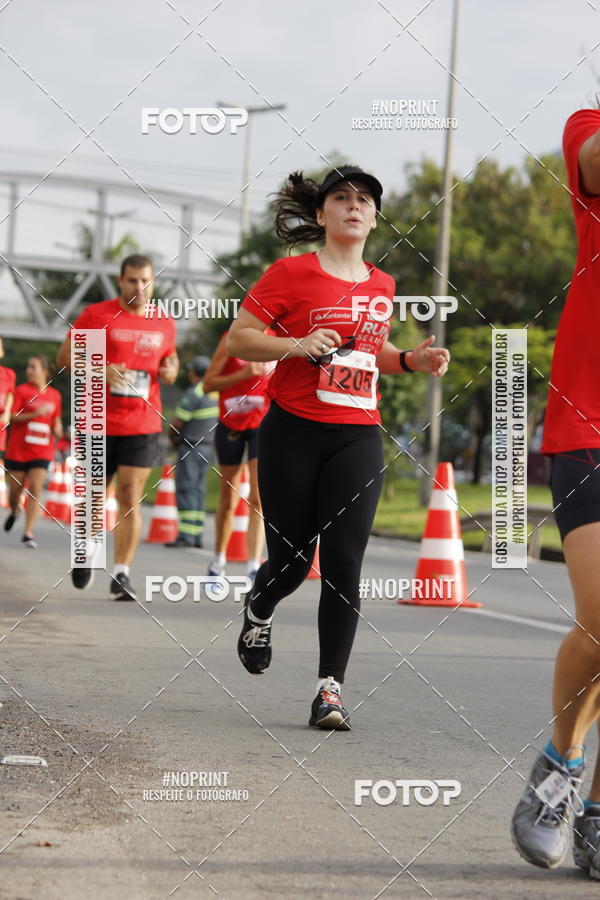 Buy your photos of the eventSantander Track & Field Run Series - Shopping Tambor on Fotop