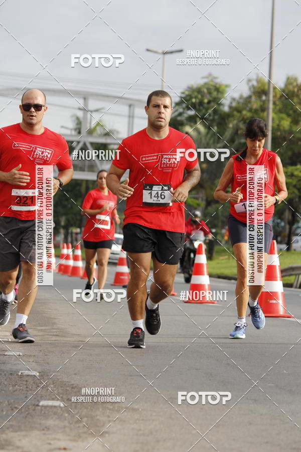 Buy your photos of the eventSantander Track & Field Run Series - Shopping Tambor on Fotop