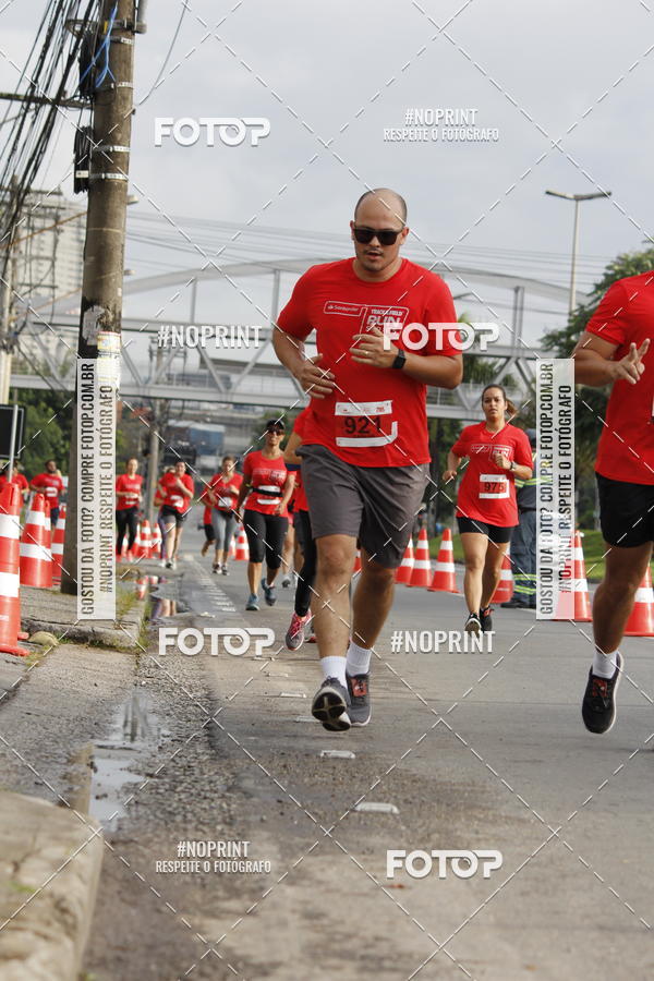 Buy your photos of the eventSantander Track & Field Run Series - Shopping Tambor on Fotop