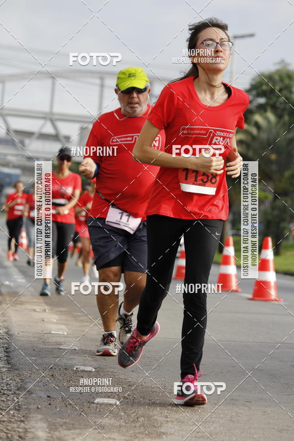 Buy your photos of the eventSantander Track & Field Run Series - Shopping Tambor on Fotop