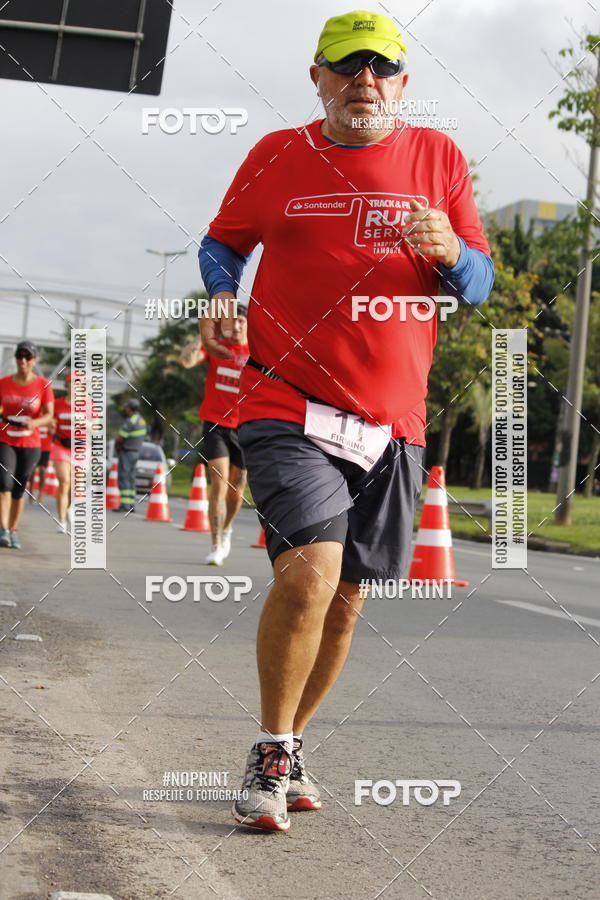 Buy your photos of the eventSantander Track & Field Run Series - Shopping Tambor on Fotop