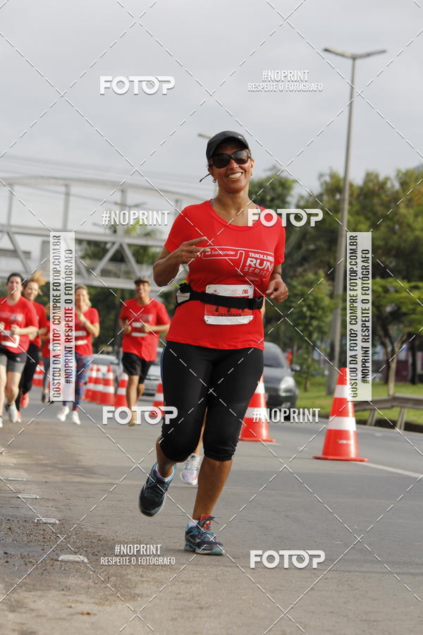Buy your photos of the eventSantander Track & Field Run Series - Shopping Tambor on Fotop