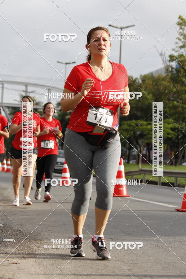 Buy your photos of the eventSantander Track & Field Run Series - Shopping Tambor on Fotop