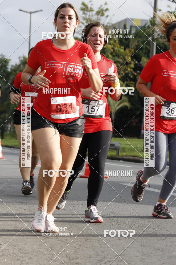Buy your photos of the eventSantander Track & Field Run Series - Shopping Tambor on Fotop