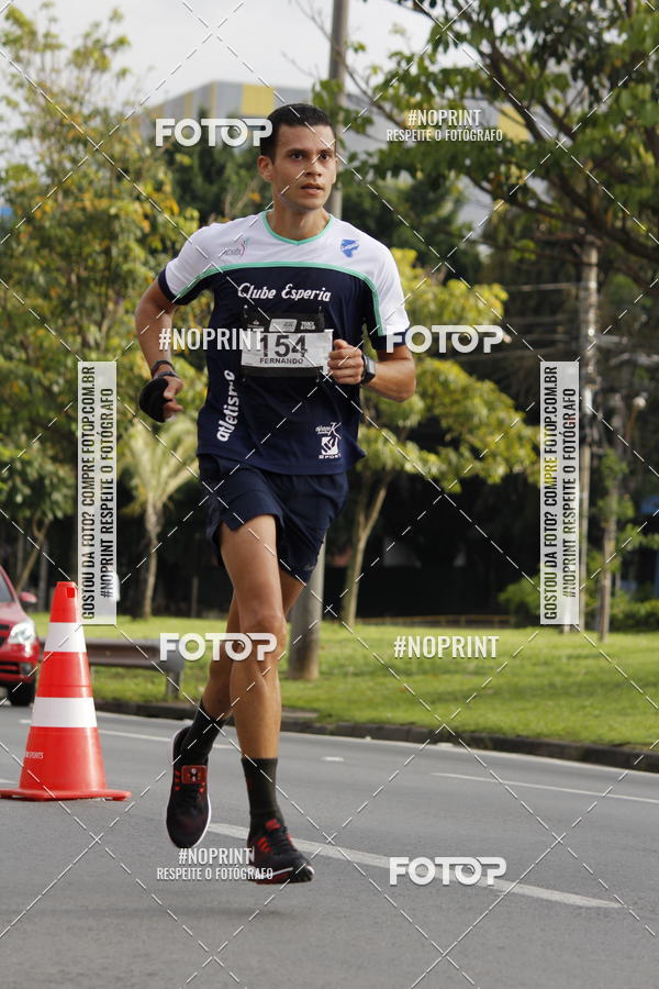 Buy your photos of the eventSantander Track & Field Run Series - Shopping Tambor on Fotop