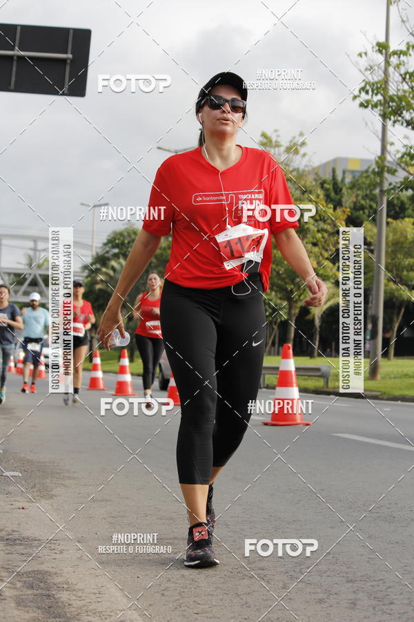 Buy your photos of the eventSantander Track & Field Run Series - Shopping Tambor on Fotop