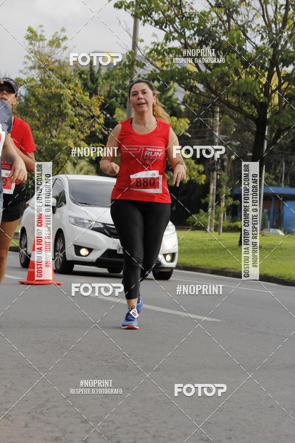 Buy your photos of the eventSantander Track & Field Run Series - Shopping Tambor on Fotop
