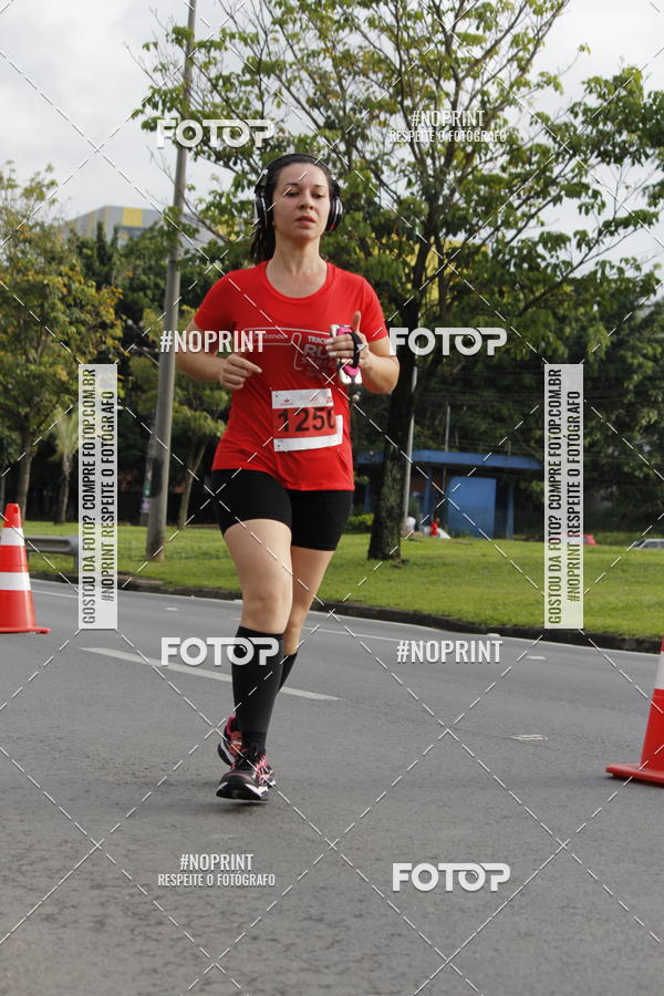 Buy your photos of the eventSantander Track & Field Run Series - Shopping Tambor on Fotop