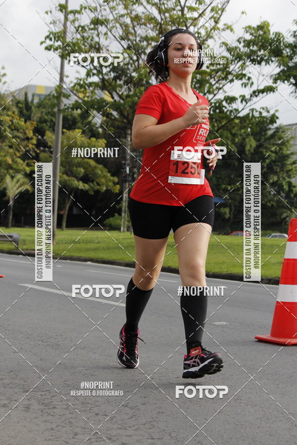 Buy your photos of the eventSantander Track & Field Run Series - Shopping Tambor on Fotop