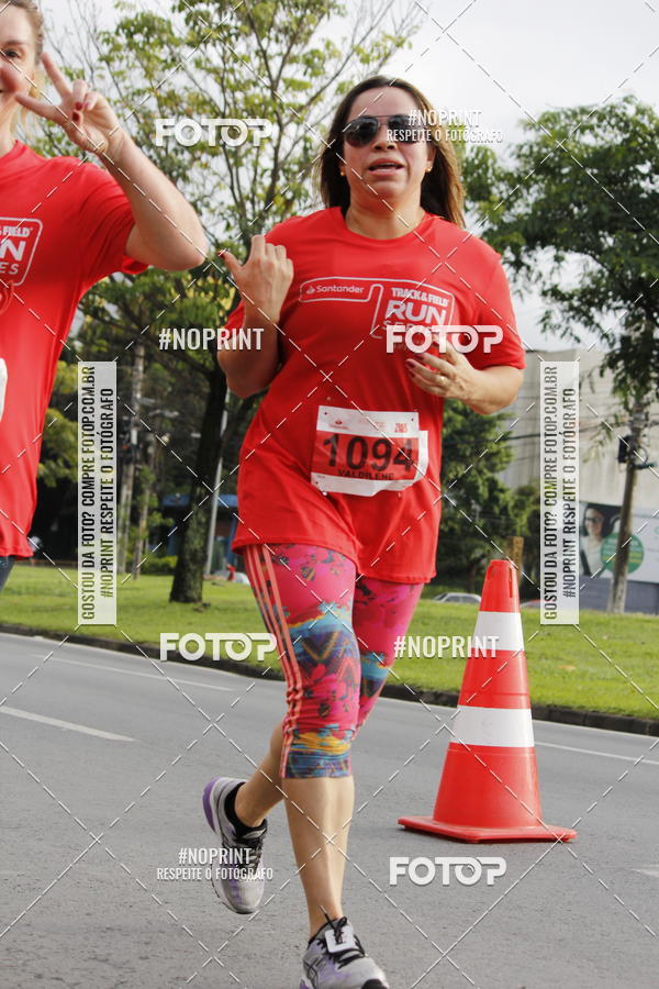 Buy your photos of the eventSantander Track & Field Run Series - Shopping Tambor on Fotop