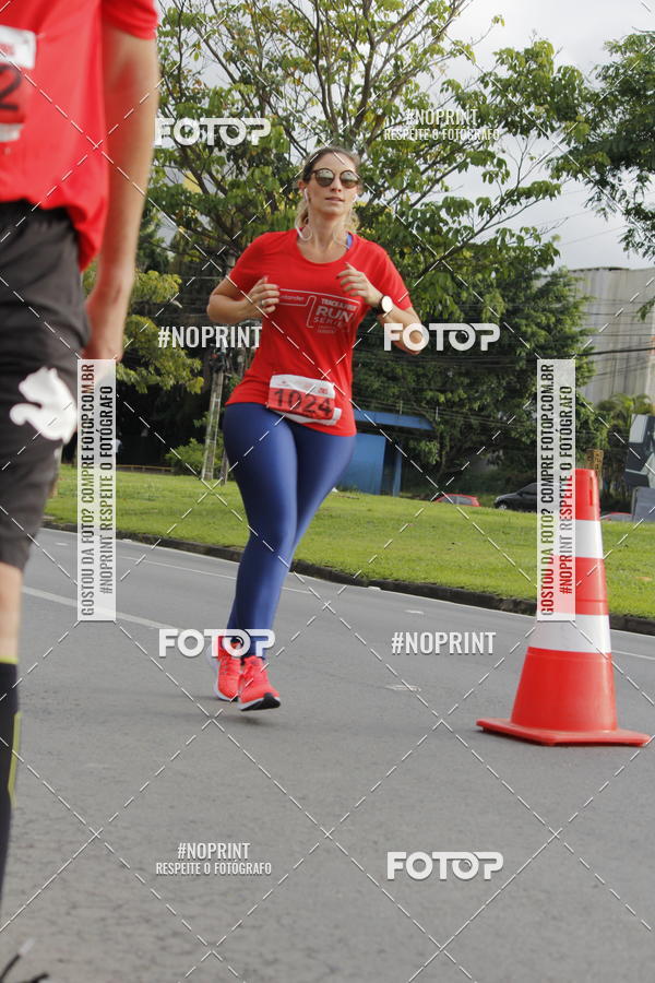 Buy your photos of the eventSantander Track & Field Run Series - Shopping Tambor on Fotop
