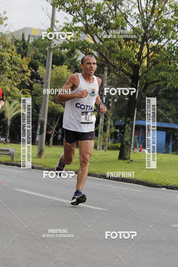 Buy your photos of the eventSantander Track & Field Run Series - Shopping Tambor on Fotop