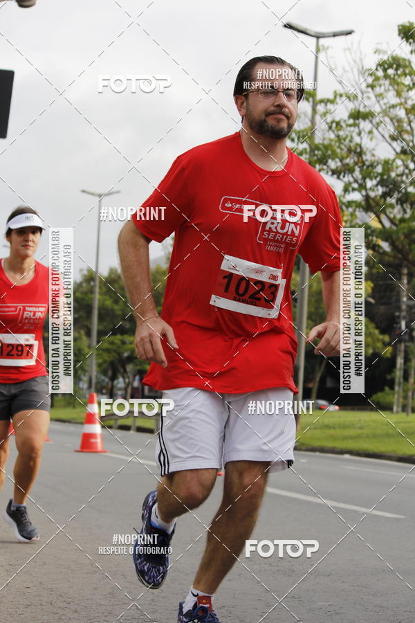 Buy your photos of the eventSantander Track & Field Run Series - Shopping Tambor on Fotop