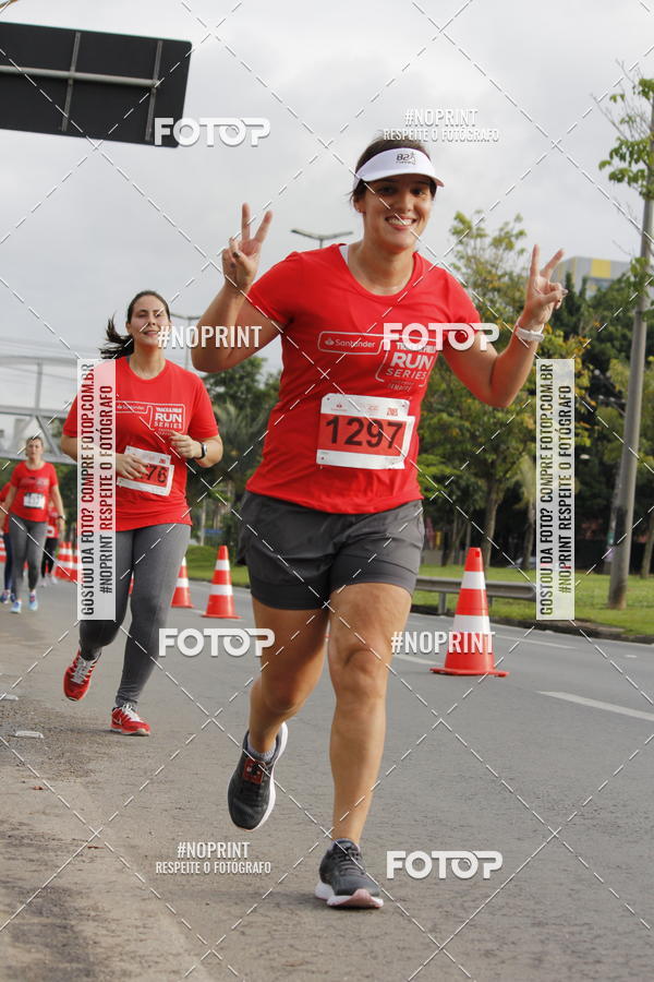 Buy your photos of the eventSantander Track & Field Run Series - Shopping Tambor on Fotop