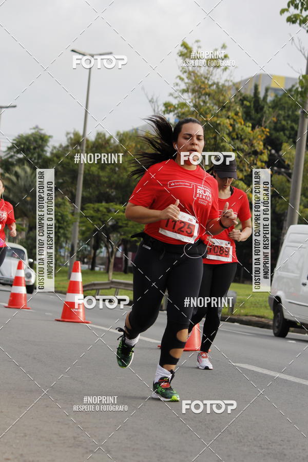 Buy your photos of the eventSantander Track & Field Run Series - Shopping Tambor on Fotop