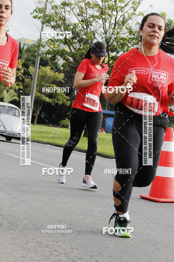 Buy your photos of the eventSantander Track & Field Run Series - Shopping Tambor on Fotop