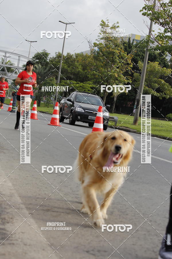 Buy your photos of the eventSantander Track & Field Run Series - Shopping Tambor on Fotop