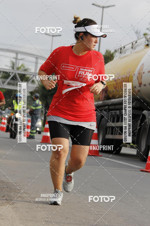 Buy your photos of the eventSantander Track & Field Run Series - Shopping Tambor on Fotop