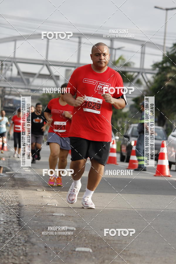Buy your photos of the eventSantander Track & Field Run Series - Shopping Tambor on Fotop