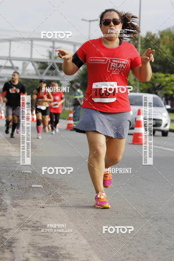 Buy your photos of the eventSantander Track & Field Run Series - Shopping Tambor on Fotop