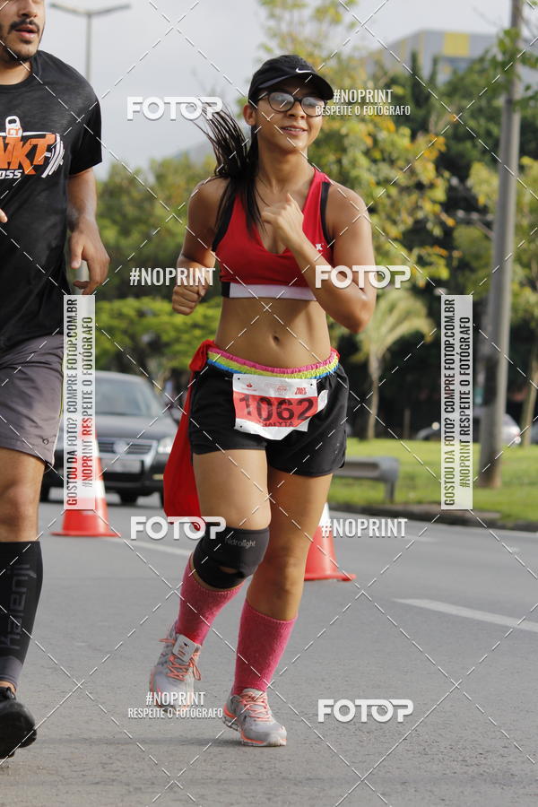 Buy your photos of the eventSantander Track & Field Run Series - Shopping Tambor on Fotop