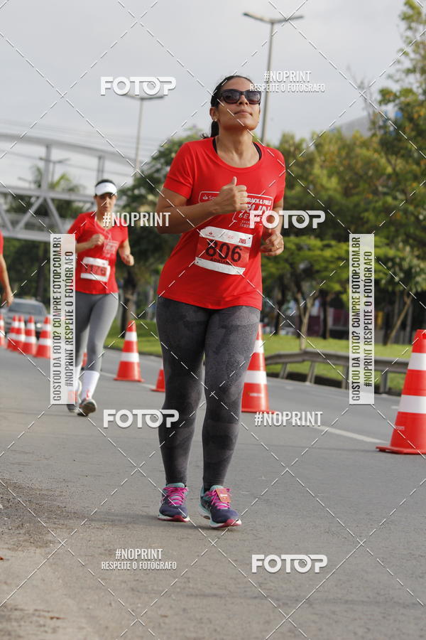Buy your photos of the eventSantander Track & Field Run Series - Shopping Tambor on Fotop