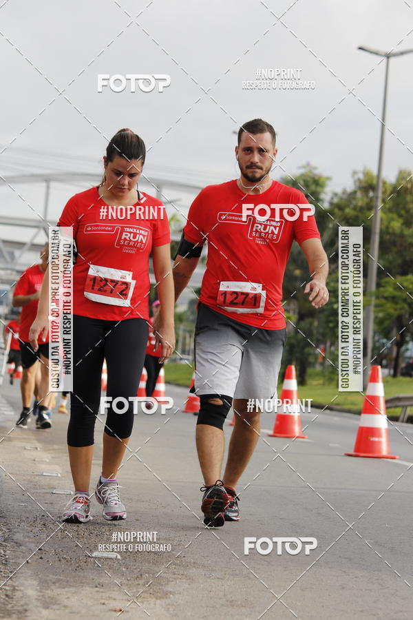 Buy your photos of the eventSantander Track & Field Run Series - Shopping Tambor on Fotop