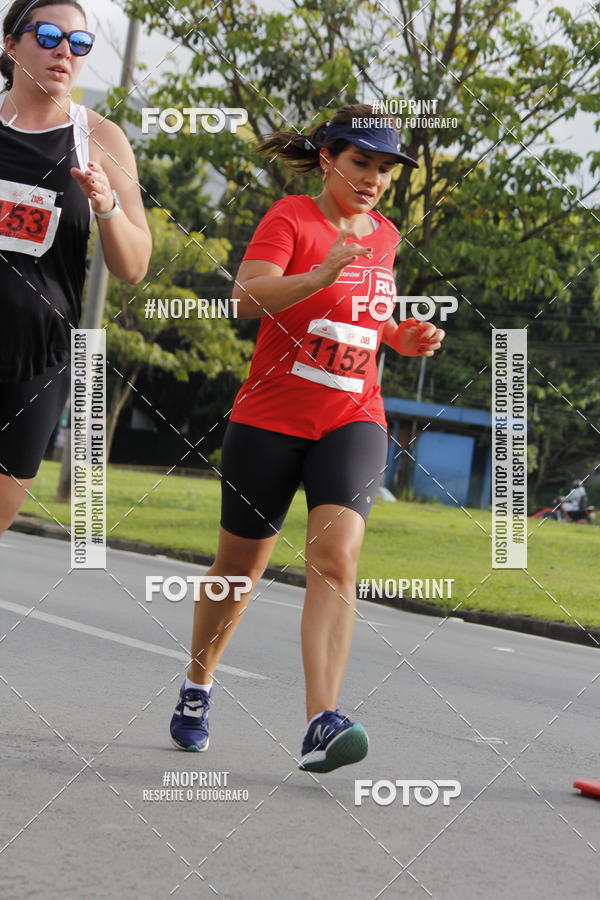 Buy your photos of the eventSantander Track & Field Run Series - Shopping Tambor on Fotop