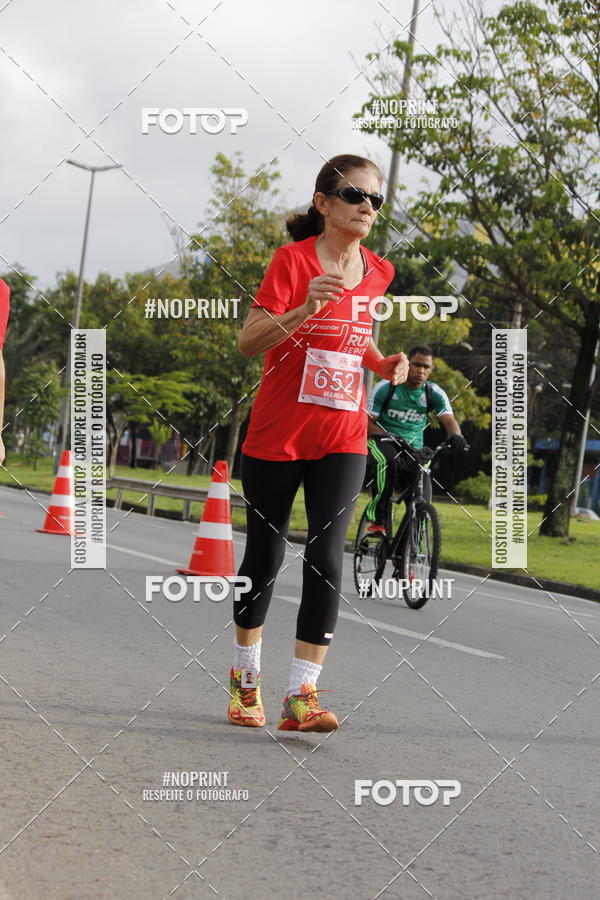 Buy your photos of the eventSantander Track & Field Run Series - Shopping Tambor on Fotop
