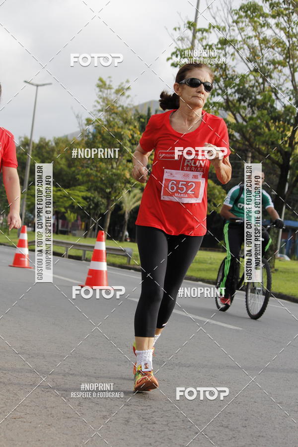 Buy your photos of the eventSantander Track & Field Run Series - Shopping Tambor on Fotop