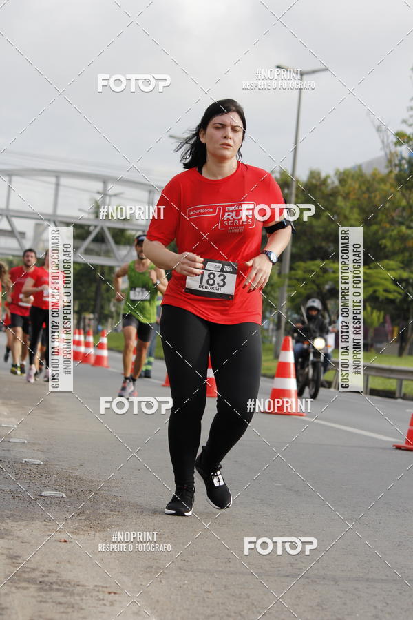 Buy your photos of the eventSantander Track & Field Run Series - Shopping Tambor on Fotop