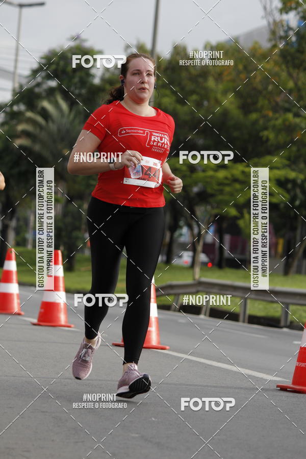 Buy your photos of the eventSantander Track & Field Run Series - Shopping Tambor on Fotop