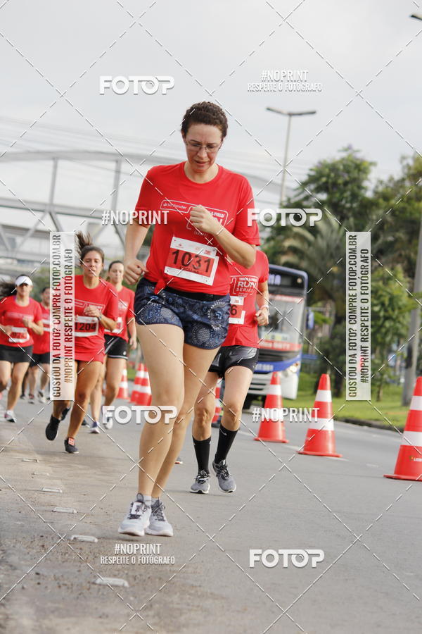 Buy your photos of the eventSantander Track & Field Run Series - Shopping Tambor on Fotop