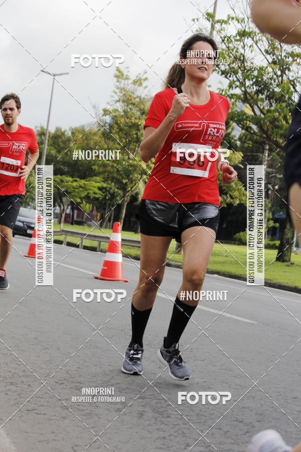 Buy your photos of the eventSantander Track & Field Run Series - Shopping Tambor on Fotop