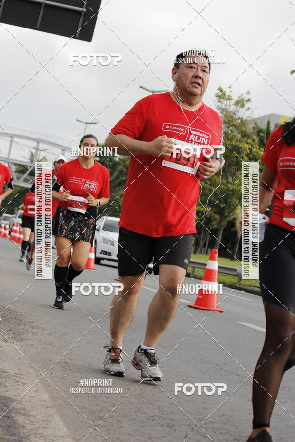 Buy your photos of the eventSantander Track & Field Run Series - Shopping Tambor on Fotop