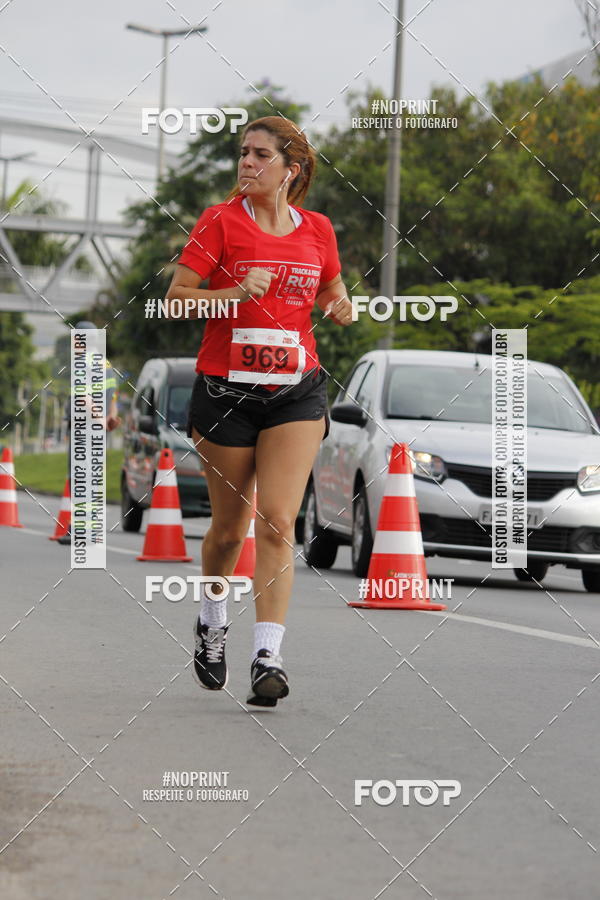Buy your photos of the eventSantander Track & Field Run Series - Shopping Tambor on Fotop