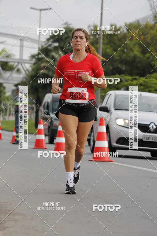 Buy your photos of the eventSantander Track & Field Run Series - Shopping Tambor on Fotop