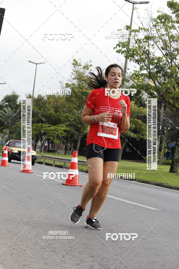 Buy your photos of the eventSantander Track & Field Run Series - Shopping Tambor on Fotop