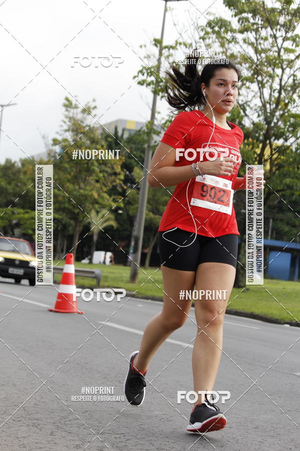 Buy your photos of the eventSantander Track & Field Run Series - Shopping Tambor on Fotop