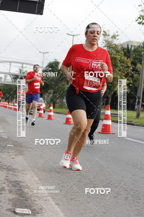 Buy your photos of the eventSantander Track & Field Run Series - Shopping Tambor on Fotop