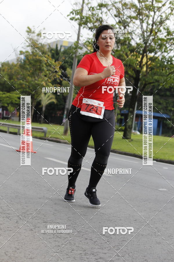 Buy your photos of the eventSantander Track & Field Run Series - Shopping Tambor on Fotop
