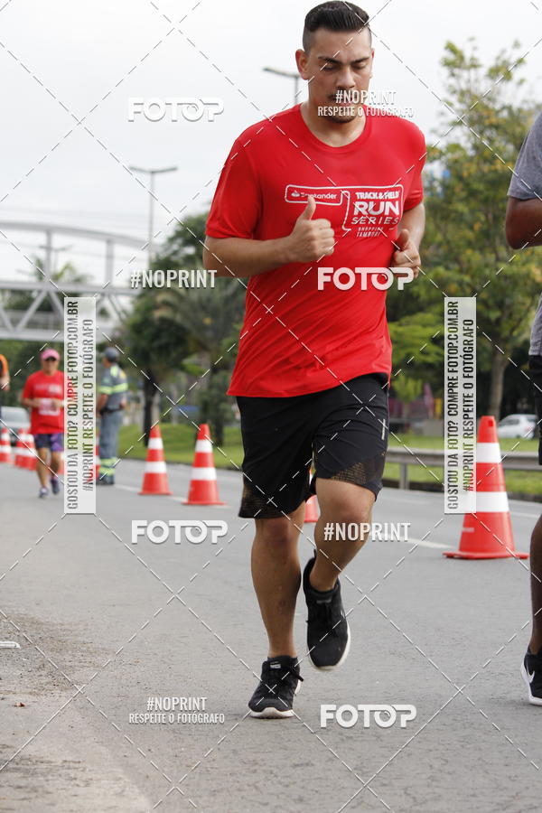 Buy your photos of the eventSantander Track & Field Run Series - Shopping Tambor on Fotop