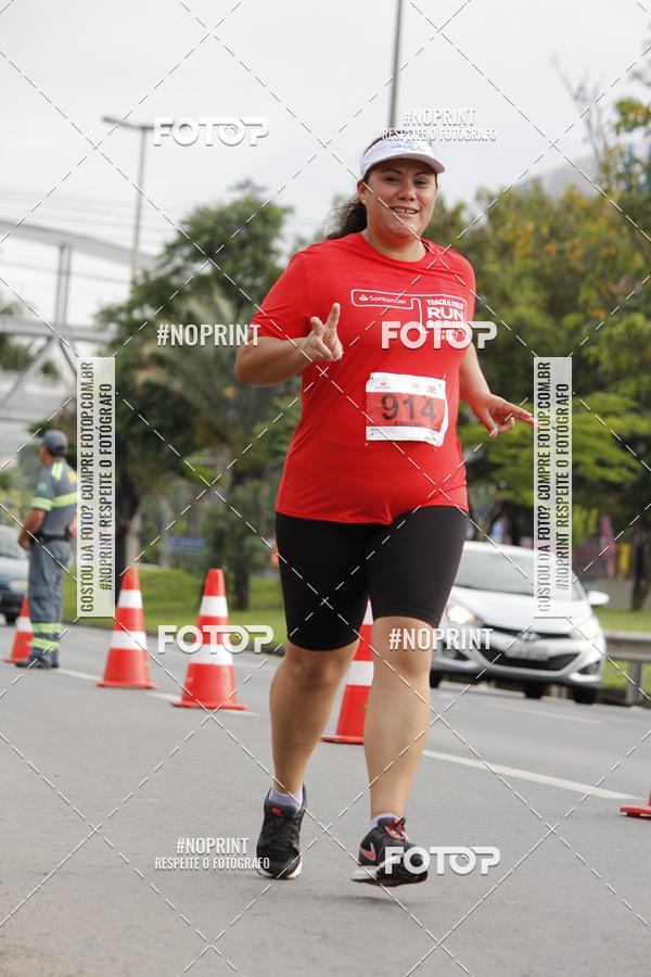 Buy your photos of the eventSantander Track & Field Run Series - Shopping Tambor on Fotop