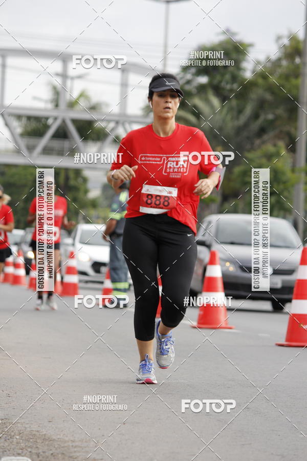 Buy your photos of the eventSantander Track & Field Run Series - Shopping Tambor on Fotop