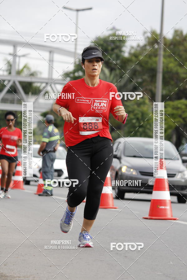 Buy your photos of the eventSantander Track & Field Run Series - Shopping Tambor on Fotop